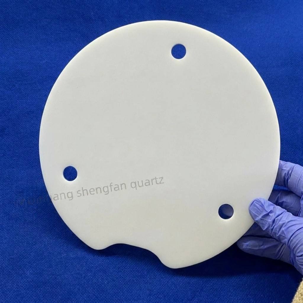 กรณี บริษัท ล่าสุดเกี่ยวกับ Opaque Quartz Perforated Sheets: High-Reflectivity Thermal Radiation Shielding Materials for Semiconductor-Mia