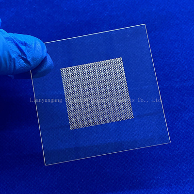 99.99% ความบริสุทธิ์สูง Quartz Plate Laser Grooving Fused Silica Quartz Glass Window Quartz Glass Sheet ผงกระจก
