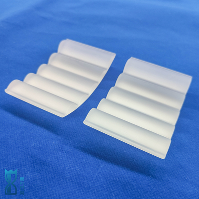 โรงงานผลิตผลงานสูง สับซ้อนซิลิก้า Custom ไม่เป็นปกติ Frosted Quartz Sheet Glass Plate