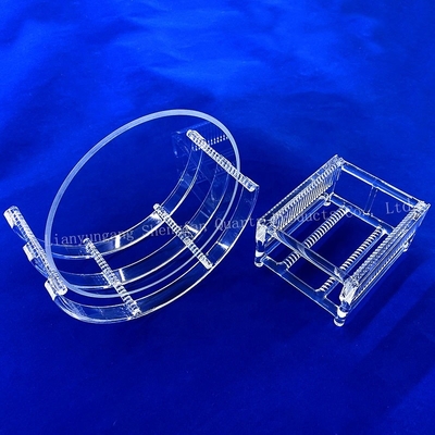 โรงงานธรรมเนียมครึ่งตัวนํา อุณหภูมิสูงทนทานต่อการกัดสลัด Quartz Slotted Rod Quartz Boat