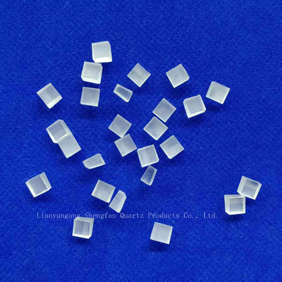 โรงงานที่กําหนดเอง ความแม่นยําสูง กล่องควาตซ์ขนาดเล็กแผ่นกระจก Frosted Sheet สับซ้อนซิลิก้า