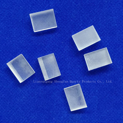 โรงงานที่กําหนดเอง ความแม่นยําสูง กล่องควาตซ์ขนาดเล็กแผ่นกระจก Frosted Sheet สับซ้อนซิลิก้า