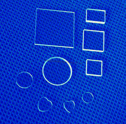 ความโปร่งใสสูง 99.99% ความบริสุทธิ์ แผ่นแก้วควอตซ์ที่มีอุณหภูมิการทํางาน 1100 °C