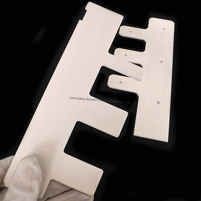 อุณหภูมิสูง รังสีเซรามิก คออฟเซนต์การขยายความร้อนต่ํา ความทนทานต่อการกัดกรองสําหรับการใช้งานที่ต้องการ