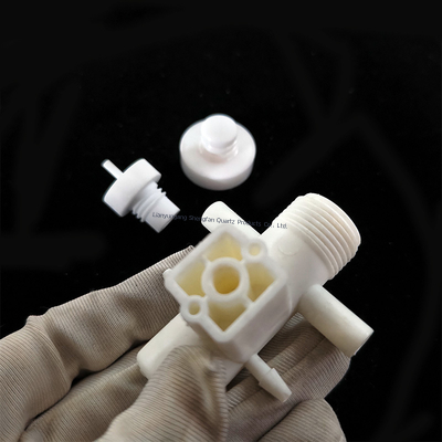 อุณหภูมิสูง รังสีเซรามิก คออฟเซนต์การขยายความร้อนต่ํา ความทนทานต่อการกัดกรองสําหรับการใช้งานที่ต้องการ